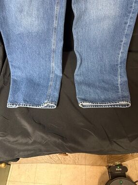 Frame Denim Women's High Rise Jeans in Medium Blue Wash